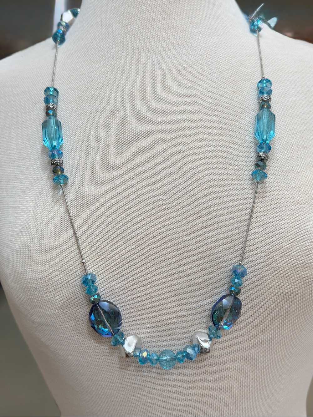 Blue Teal Single Silver Tone Strand Beaded Statement Necklace Adjustable